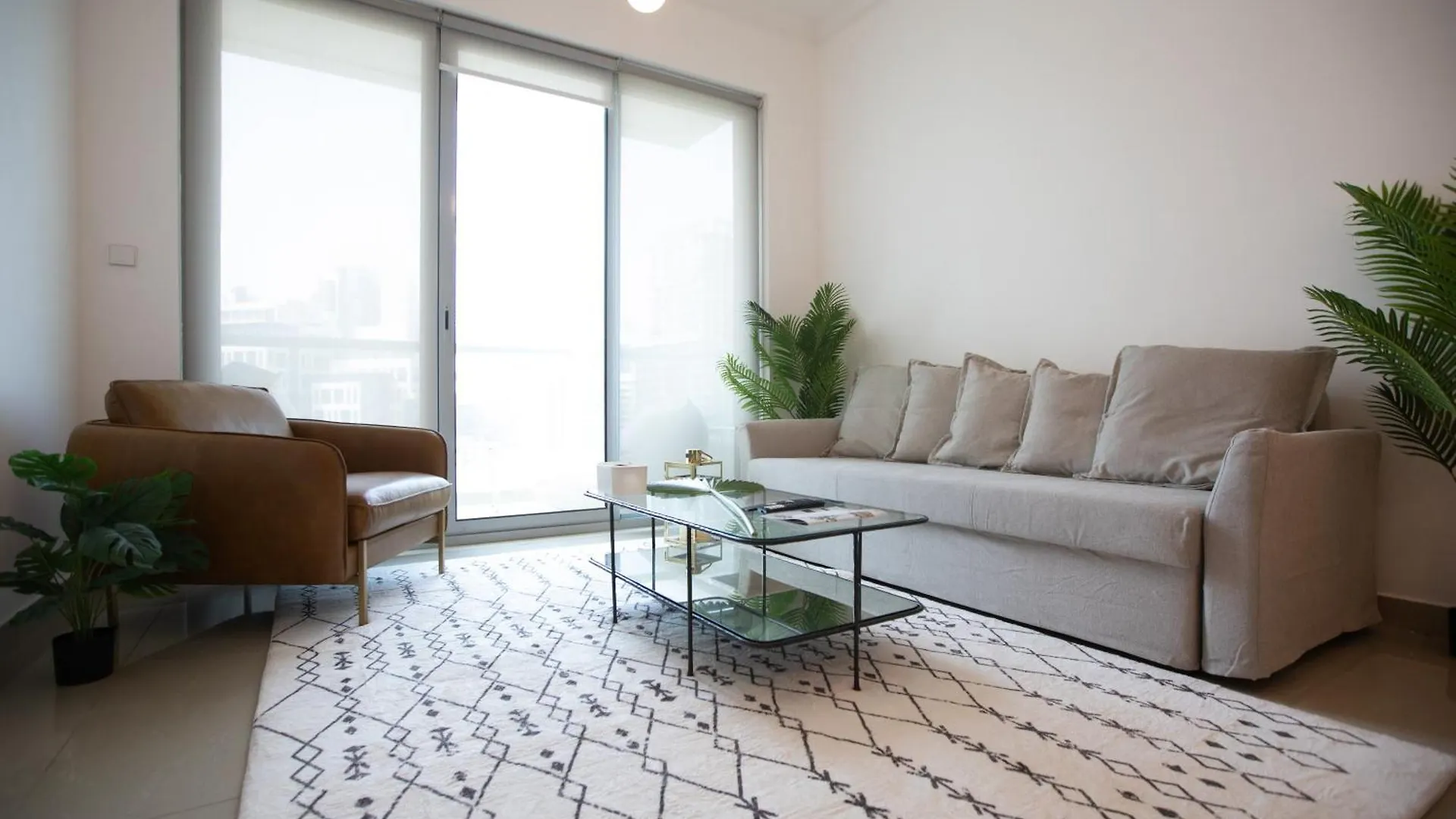 Noma Fairview - Burj Khalifa View Stunning Apartment In Business Bay Dubai